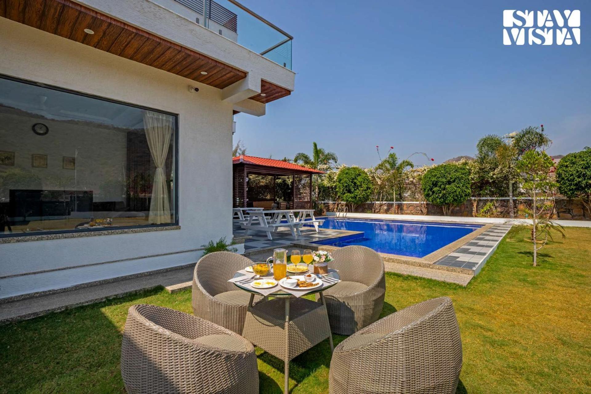 Stayvista'S Bella Dream - Mountain-View With Outdoor Pool, Lawn Featuring A Gazebo & Indoor Games Udaipur Exterior photo
